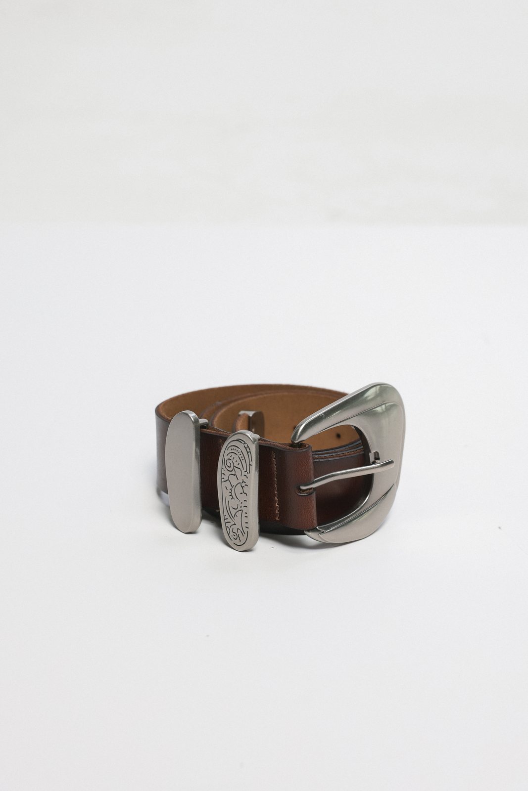 Belts B2103 — B2103 worn by model