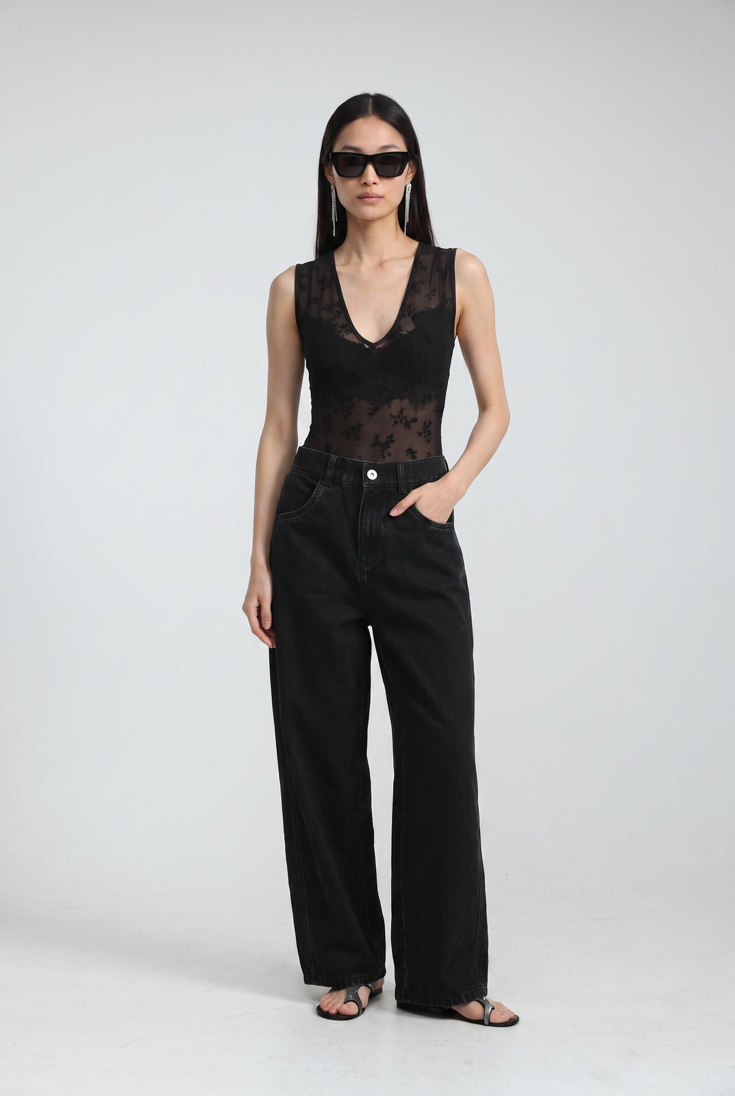 Jeans E2506 — E2506 worn by model