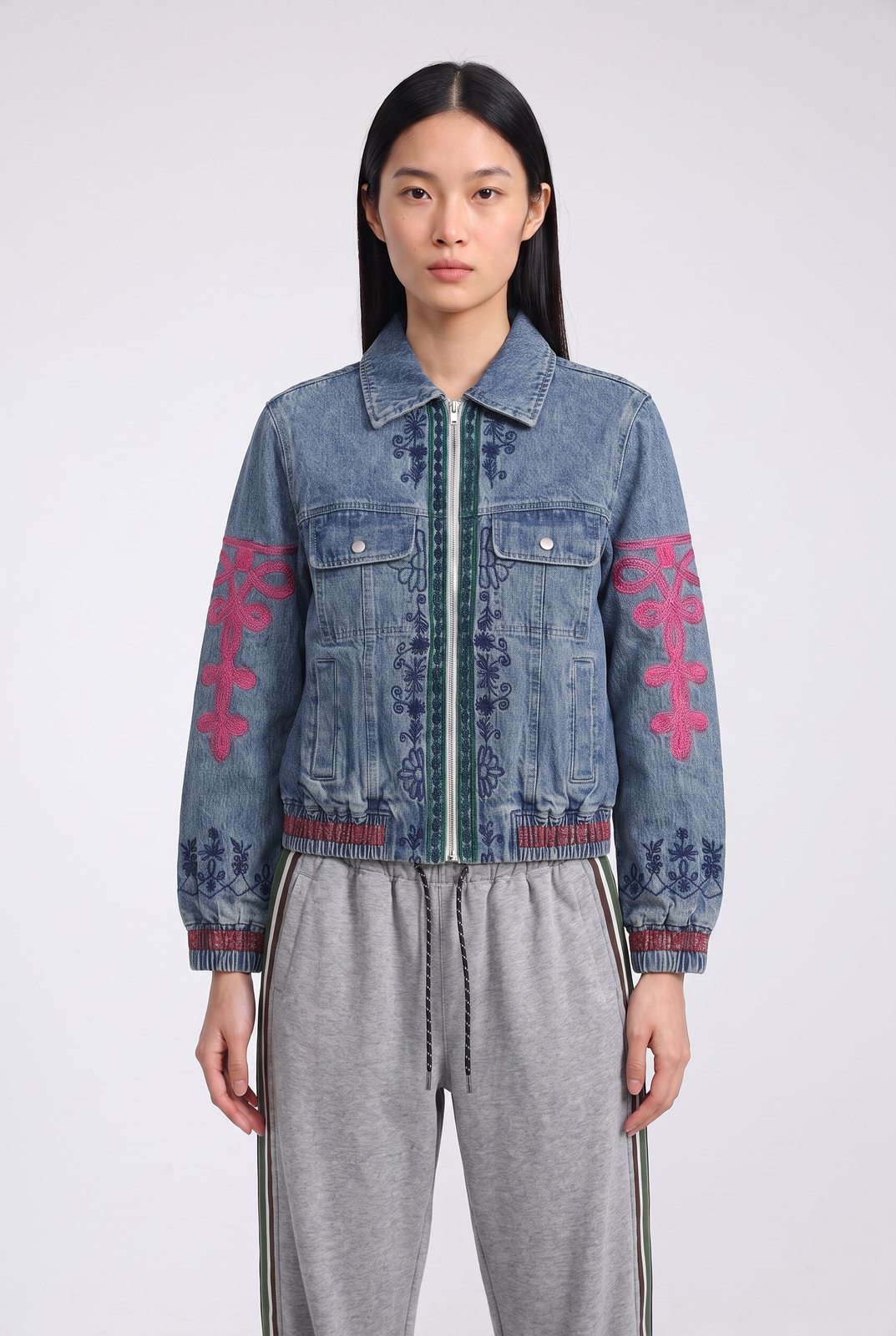 Style E71005 — E71005 worn by model