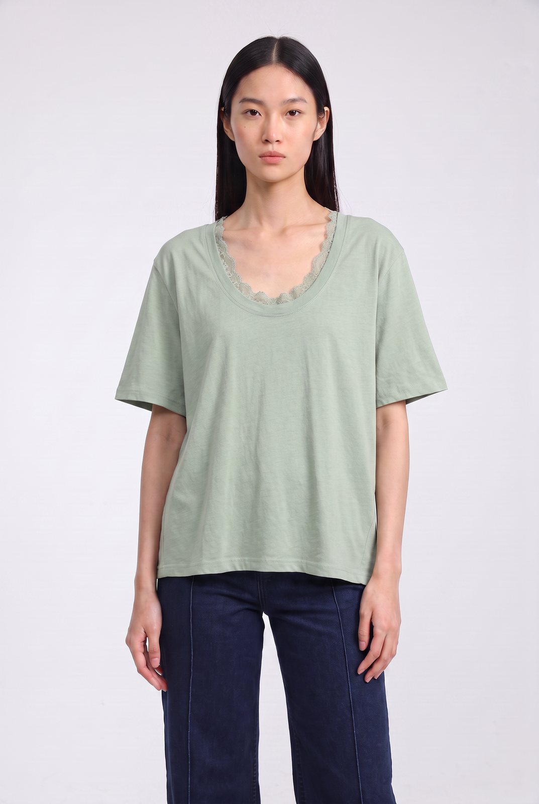 SS-6421 in Mint w/ Lace