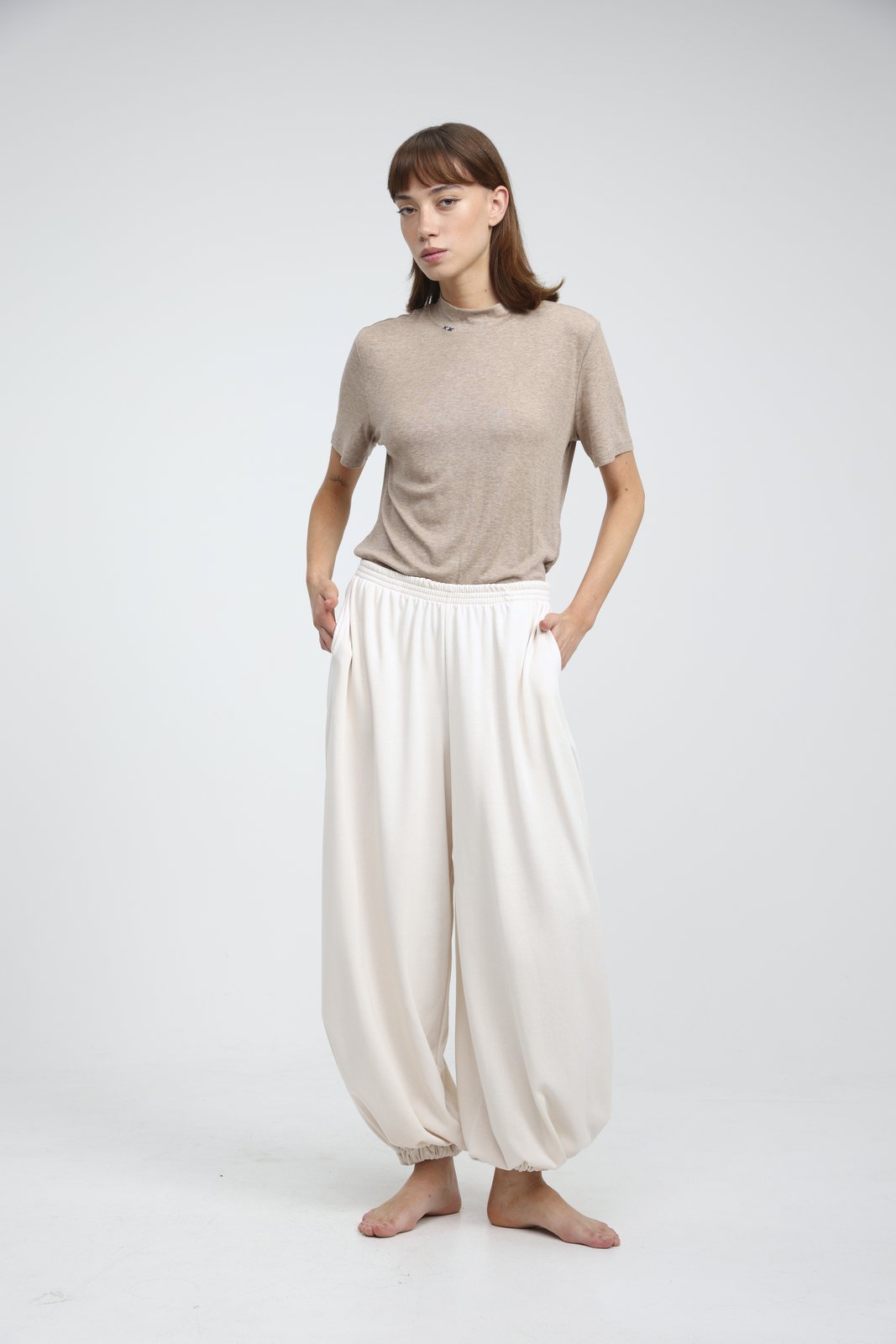 T-Shirts SS-7317 — SS-7317 worn by model