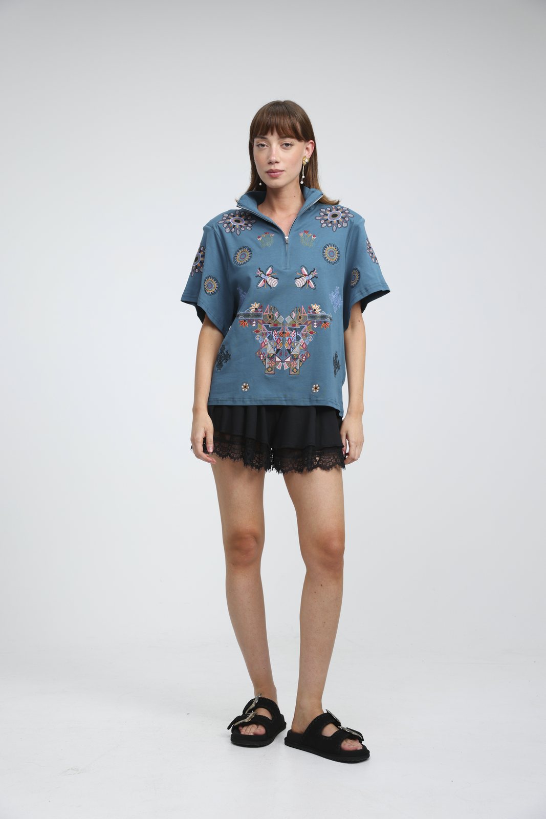 Polos SS-7472 — SS-7472 worn by model